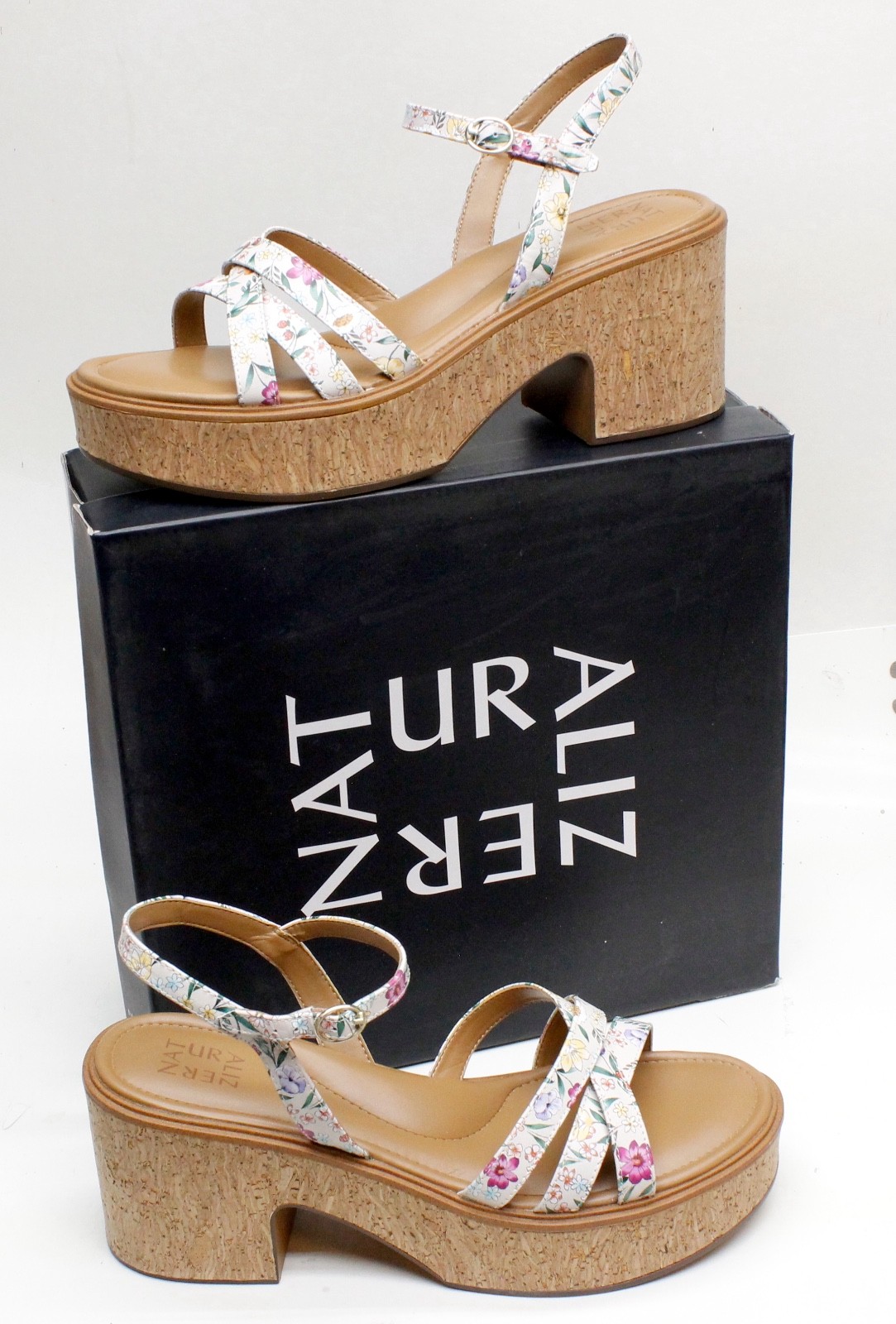 Super Cute Women's Size 12 NEW Naturalizer Floral Leather Strap Platform Sandals
