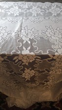 Gorgeous Lace Tablecloth Rectangular Floral Scalloped Edge 58" X 78"