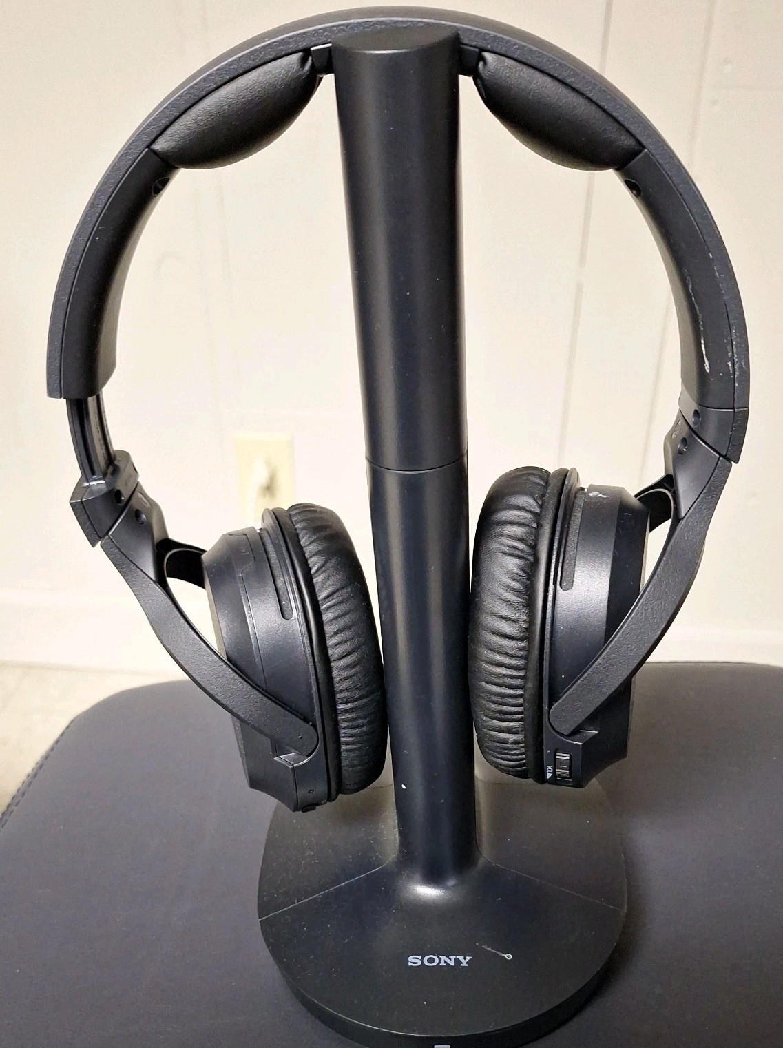 Sony WH-RF400R Wireless Over-Ear Home Theater Headphones For Parts Repair Black