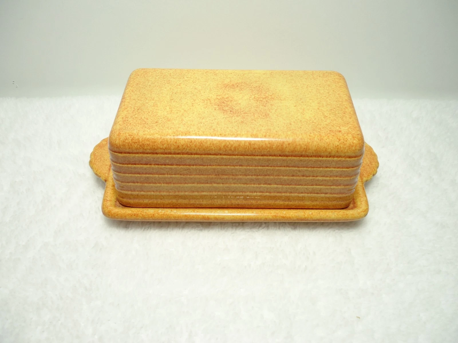 Vtg 1940's Gladding Mcbean Gold / Yellow Franciscan Covered Butter Dish
Opens in a new window or tab