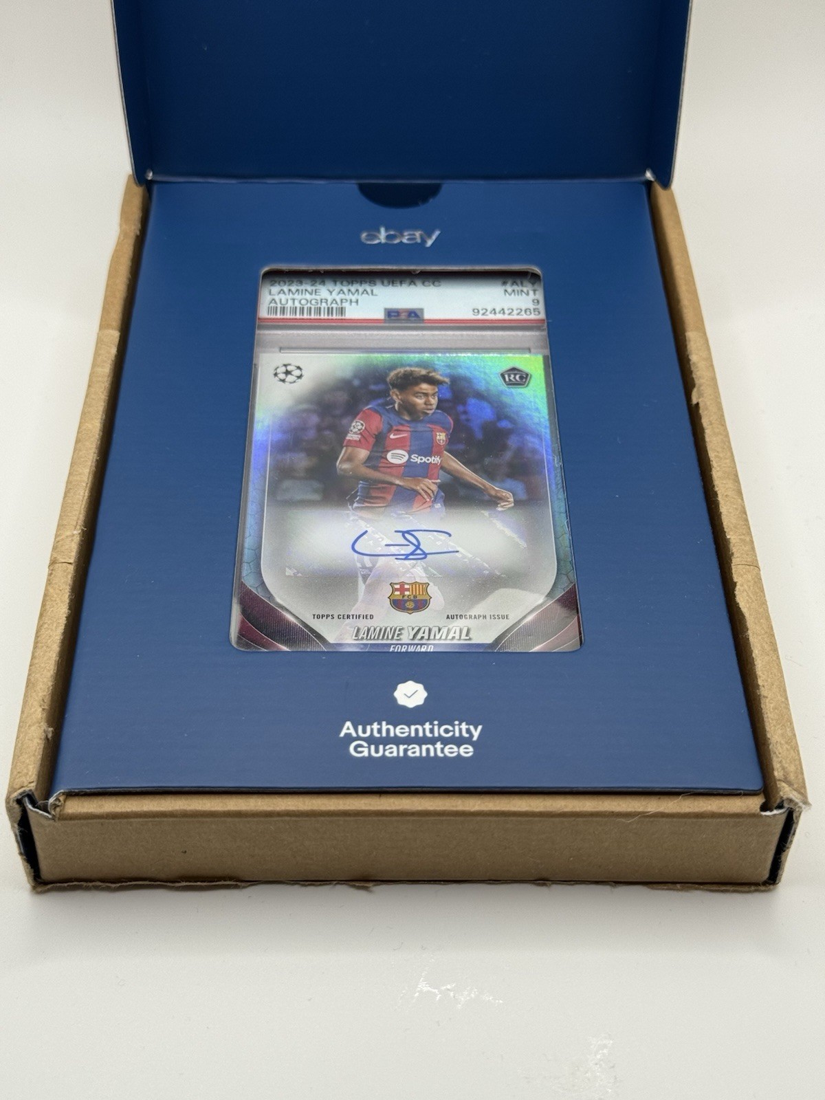 2023/24 Topps UEFA CC #ALY lamine Yamal Rookie Auto PSA 9