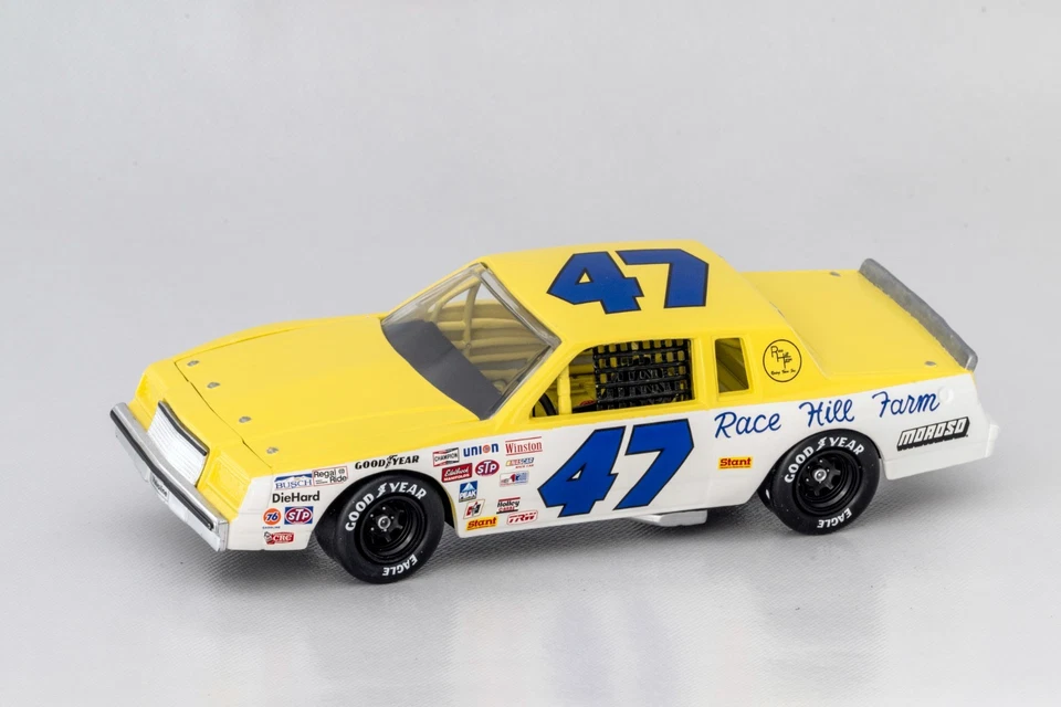 RARE - 1981 Ron Bouchard Talladega 500 Win 1:24 Diecast - 50th Anniversary Car - Image 2 of 4