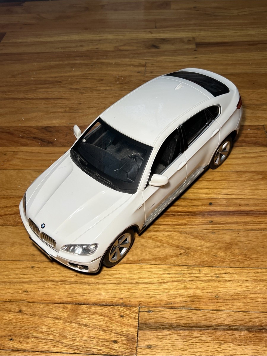 ミニカー  X6 XDRIVE50i L DRIVE R/C 1/14th BMW X6 WHITE X drive 50i R/C no Radio Control unit USED