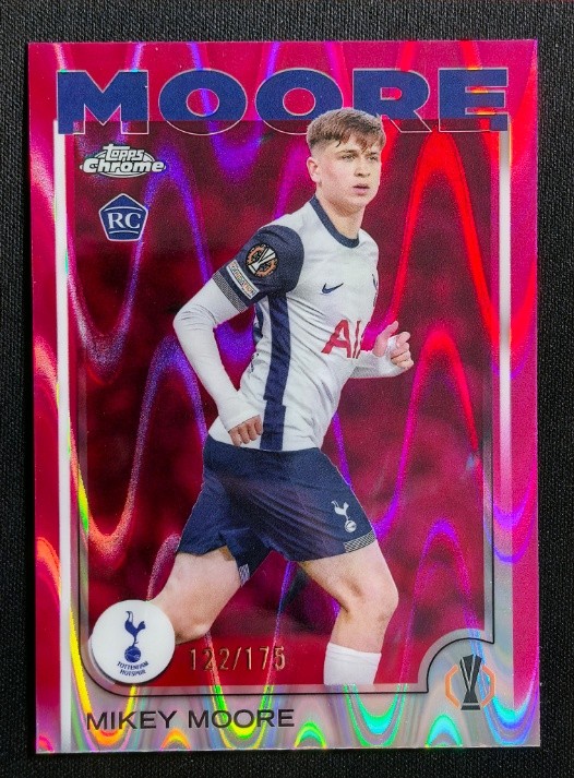 Mikey Moore 2024-25 Topps Chrome UCC Neon Pink Raywave Refractor 122/175 RC #199