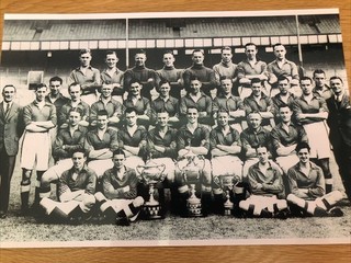 1938/39 EVERTON FC Team Quality Repro Print Photograph 12x8” With Trophies