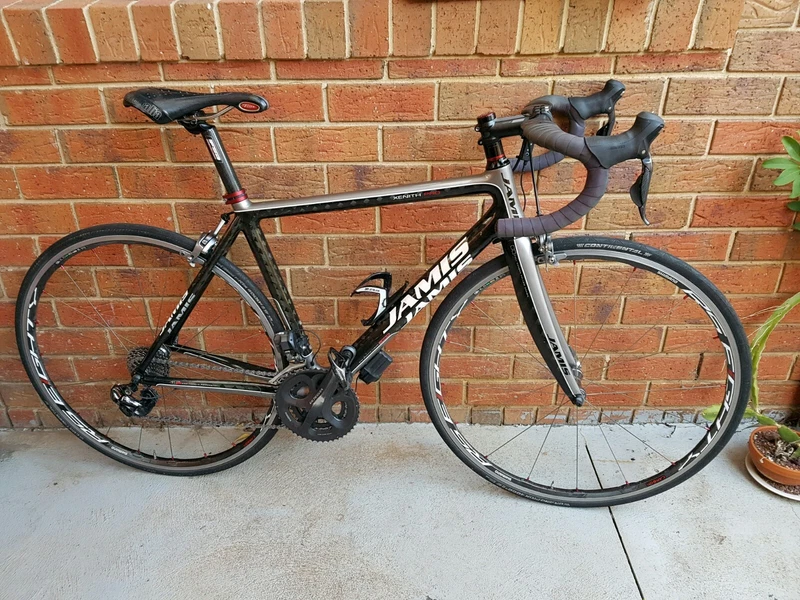 gumtree carbon road bike