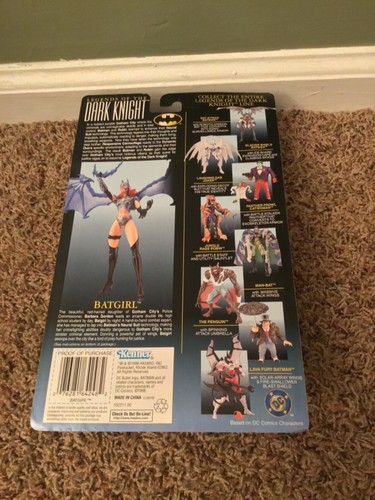 Vintage 1998 Kenner Legends Of The Dark Knight Batgirl Action Figure - Picture 4 of 4