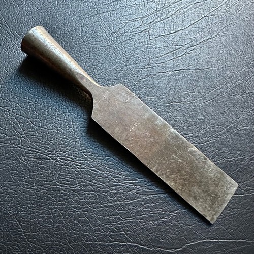 VINTAGE TITAN 32mm 1 1/4" BEVEL EDGE SOCKET CHISEL IRON TOOL IN AUSTRALIA - Picture 5 of 6