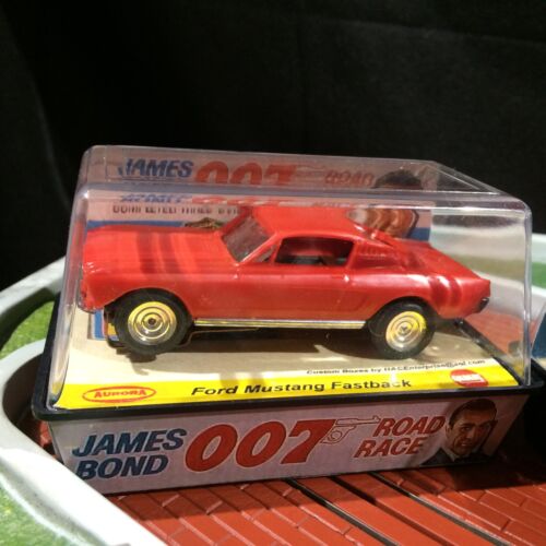 Original JAMES BOND Road Race Set BOX Gilbert 007 Slot Car For REPAIR - Picture 17 of 24