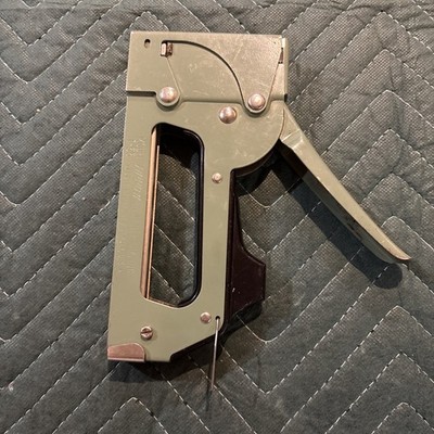 Vintage Green ARROW Fastener Co. T-55 Staple Gun Made in USA Works