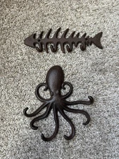 Set Of 2 Cast Iron Nautical Fish Skeleton Octopus Wall Key Hooks Hanging