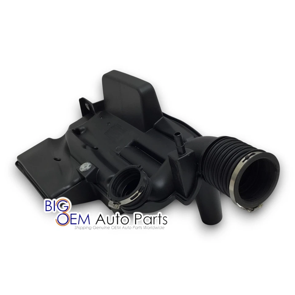 OEM new 15-22 GMC Canyon Chevrolet Colorado 2.5 Air Cleaner Outlet Duct 84535591 - Image 3 of 4