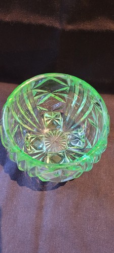 Vintage Bagley Green Glass Rose Bowl 'Duchess' Pattern #3103 - Picture 6 of 17