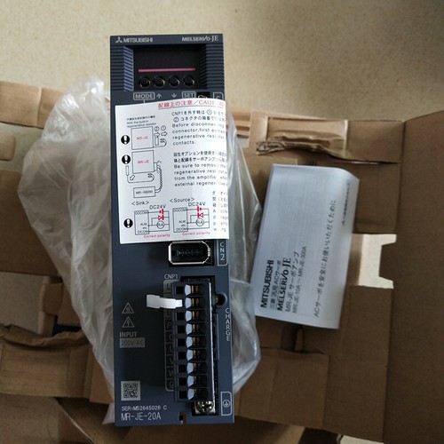 One New Mitsubishi MR-JE-20A MRJE20A Servo Drive In Box Expedited Shipping - Picture 3 of 3