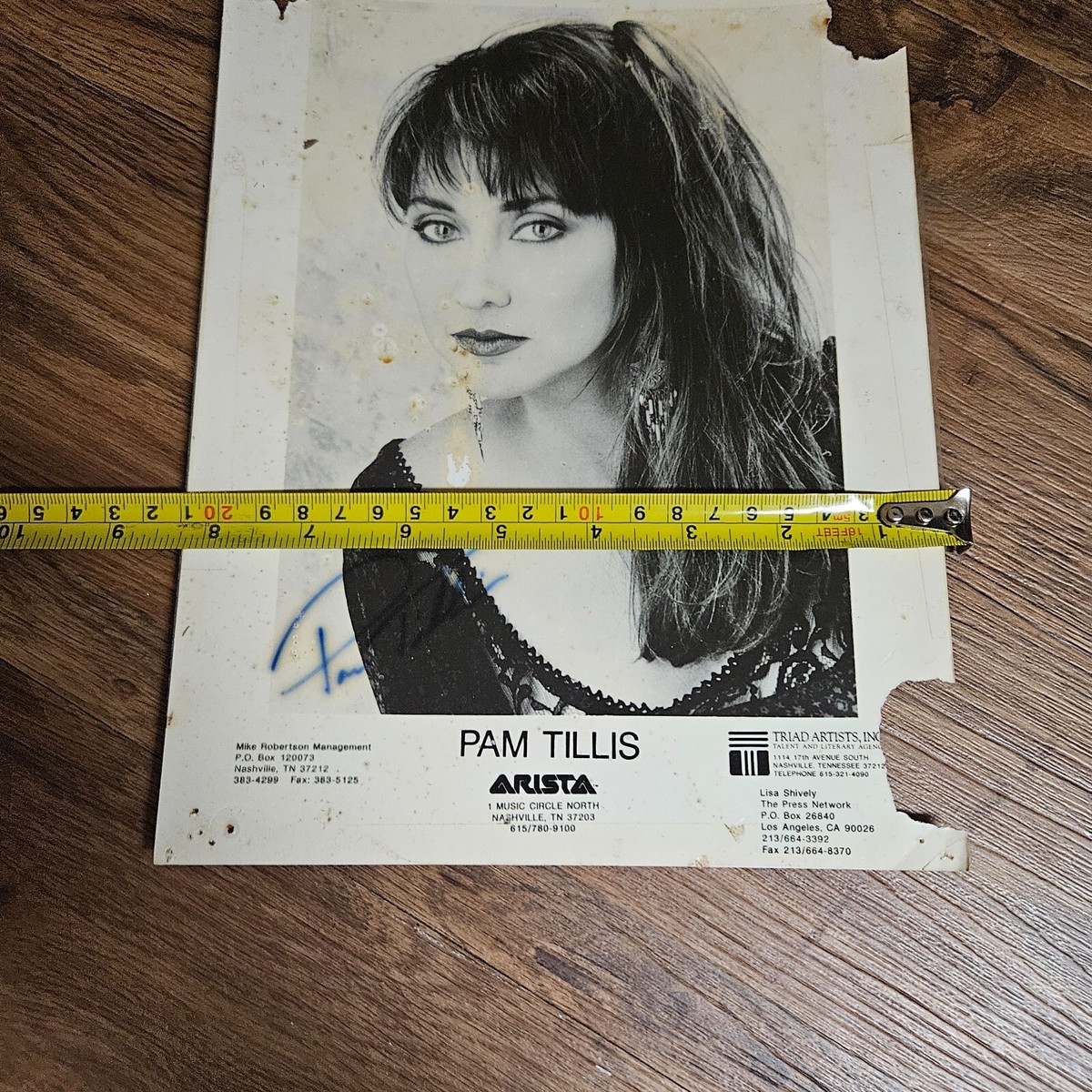 PAM TILLIS Country Music Singer Songwriter Autographed  display picture 1