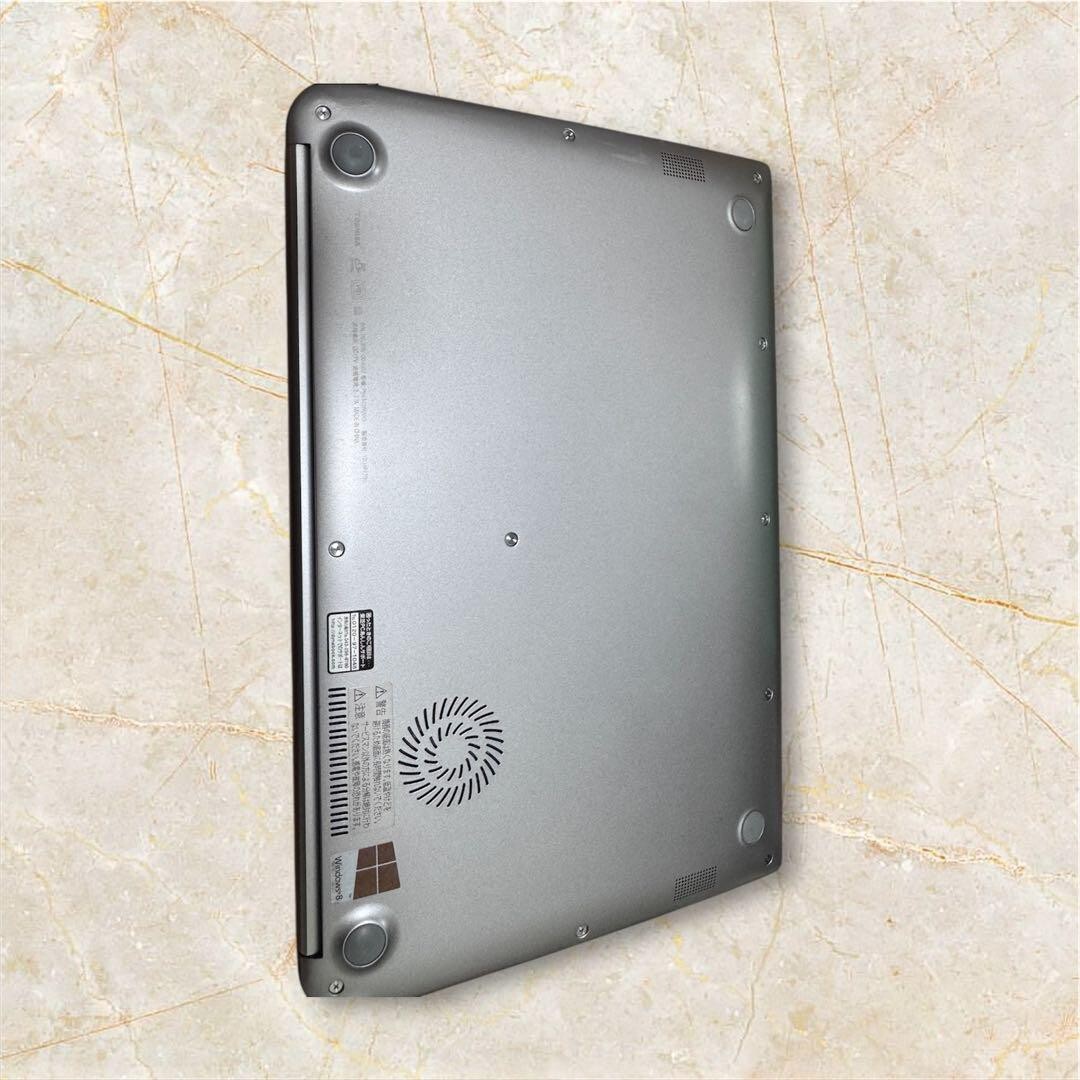 Toshiba Dynabook KIRA V634 Intel Core i5 4200U SSD 128GB RAM