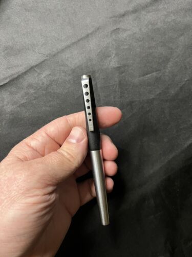 MONTBLANC MONT BLANC CARRERA FOUNTAIN PEN - Picture 7 of 7
