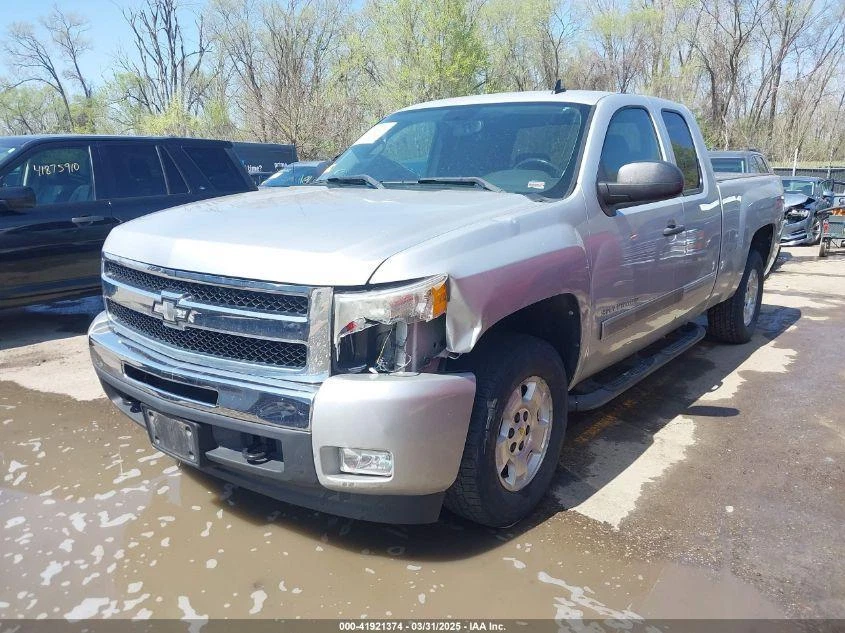 Used Front Right Door Interior Trim Panel fits: 2011 Chevrolet Silverado 1500 pi — 第 3/4 张图片