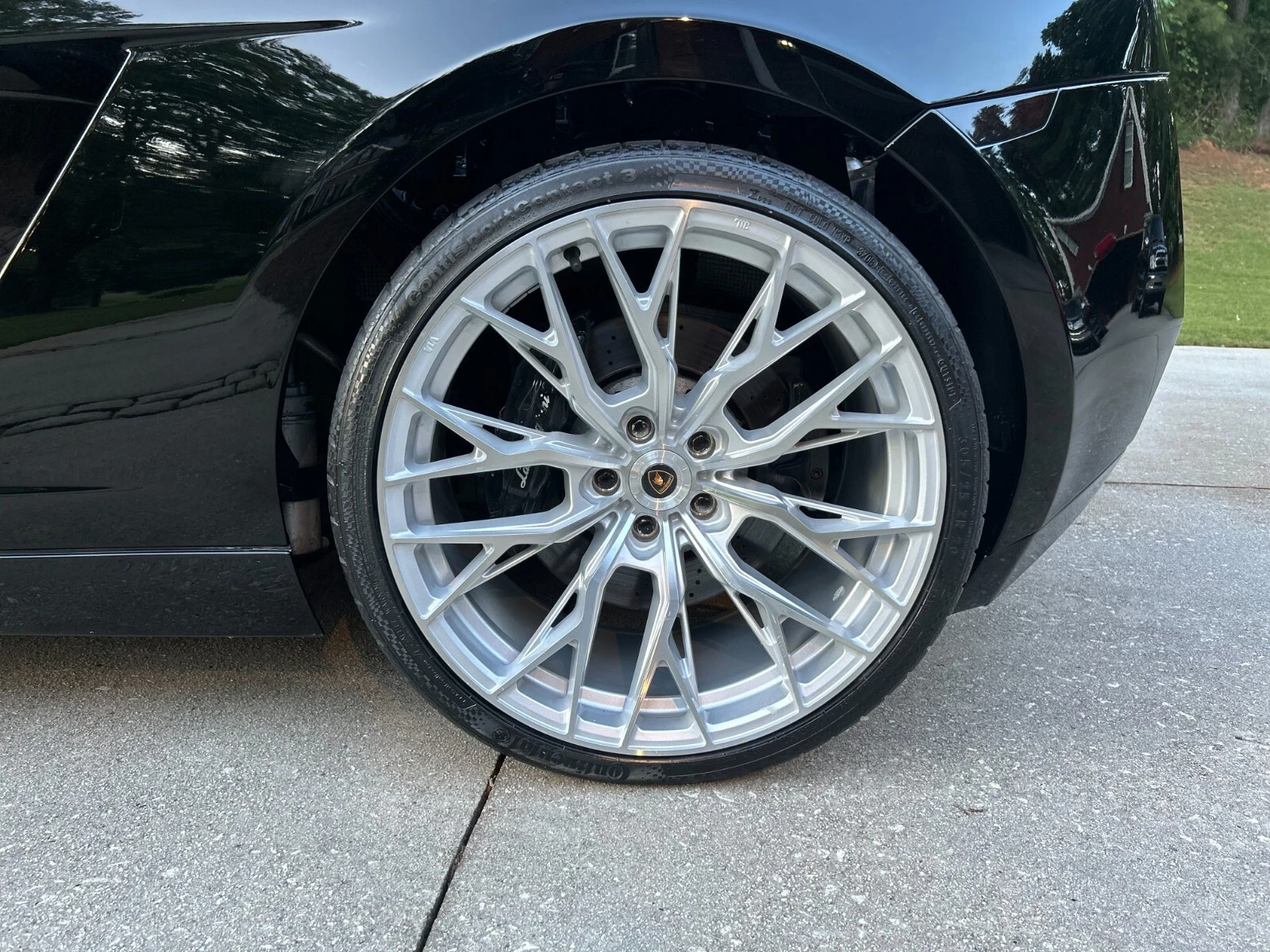 Lamborghini Gallardo Back Left Wheel View