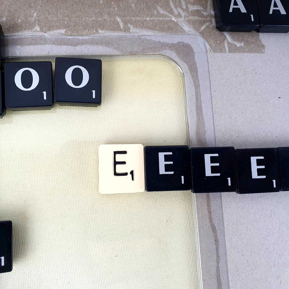 Scrabble Deluxe Board Game Word Game Low Profile Turntable ⚠️ SEE DESCRIPTION ⚠️ - Image 3 of 4