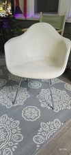 1960s Eames Herman Miller white Fiberglass Shell Chair