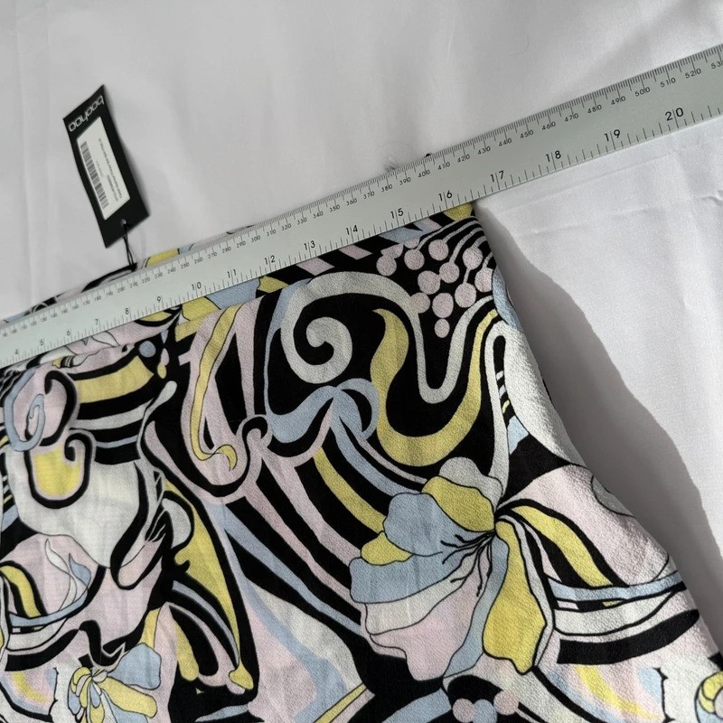 Boohoo pastel abstract print mini skirt UK 16 image 7