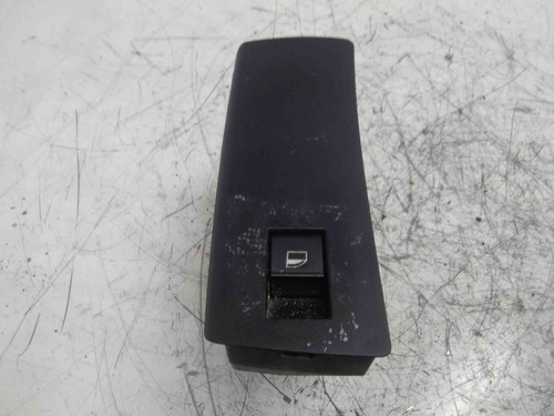 BMW X5 E53 Schalter für Fensterheber hinten links 6952800 2.99 Diesel 28662332