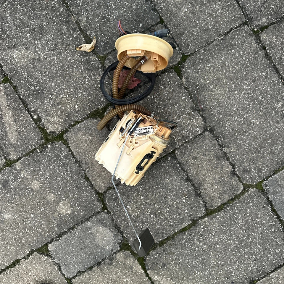 99-03 VW EUROVAN T4 2.8L BOMBA COMBUSTIBLE GAS SENSOR CONJUNTO OEM Foto 4 de 4