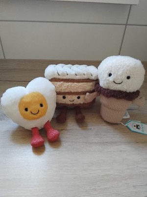 Orginal Jellycat Amuseables Milie Mille/Ice Cream Cone/Heart Boiled Egg Set Neu