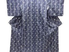 7594681: JAPANESE KIMONO / ANTIQUE KIMONO / SILK / TSUMUGI / WOVEN KASURI PATTER
