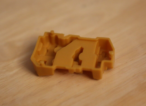 Vintage Dark Tower Game Board Replacement Piece Original Yellow Bazaar Building - Picture 5 of 5