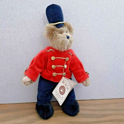 Boyds Bears Noble Nutcracker Red Velvet Jacket Christmas Decor Soldier