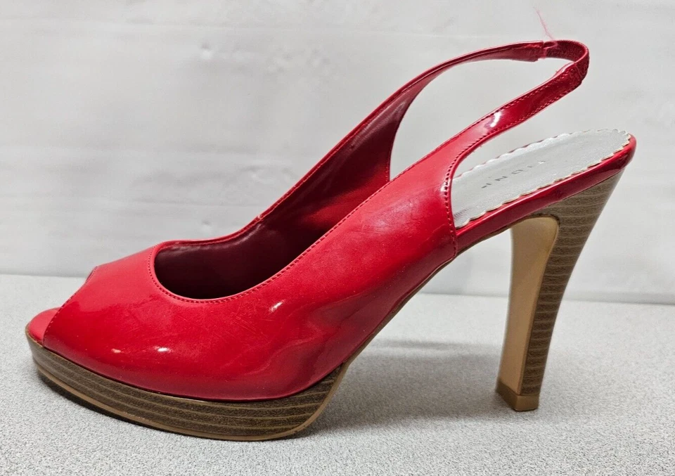 Zapatos de salón Fioni para mujer talla 9 charol rojo 4" tacón de aguja punta abierta Foto 2 de 4