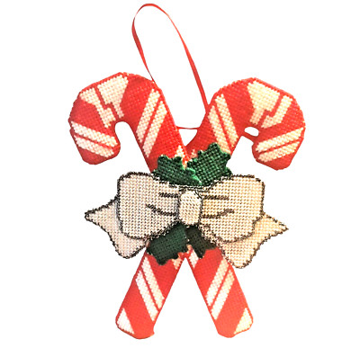 Candy Canes Yarn Art Plastic Canvas Christmas Wall Decor Vtg Hanging Needlepoint