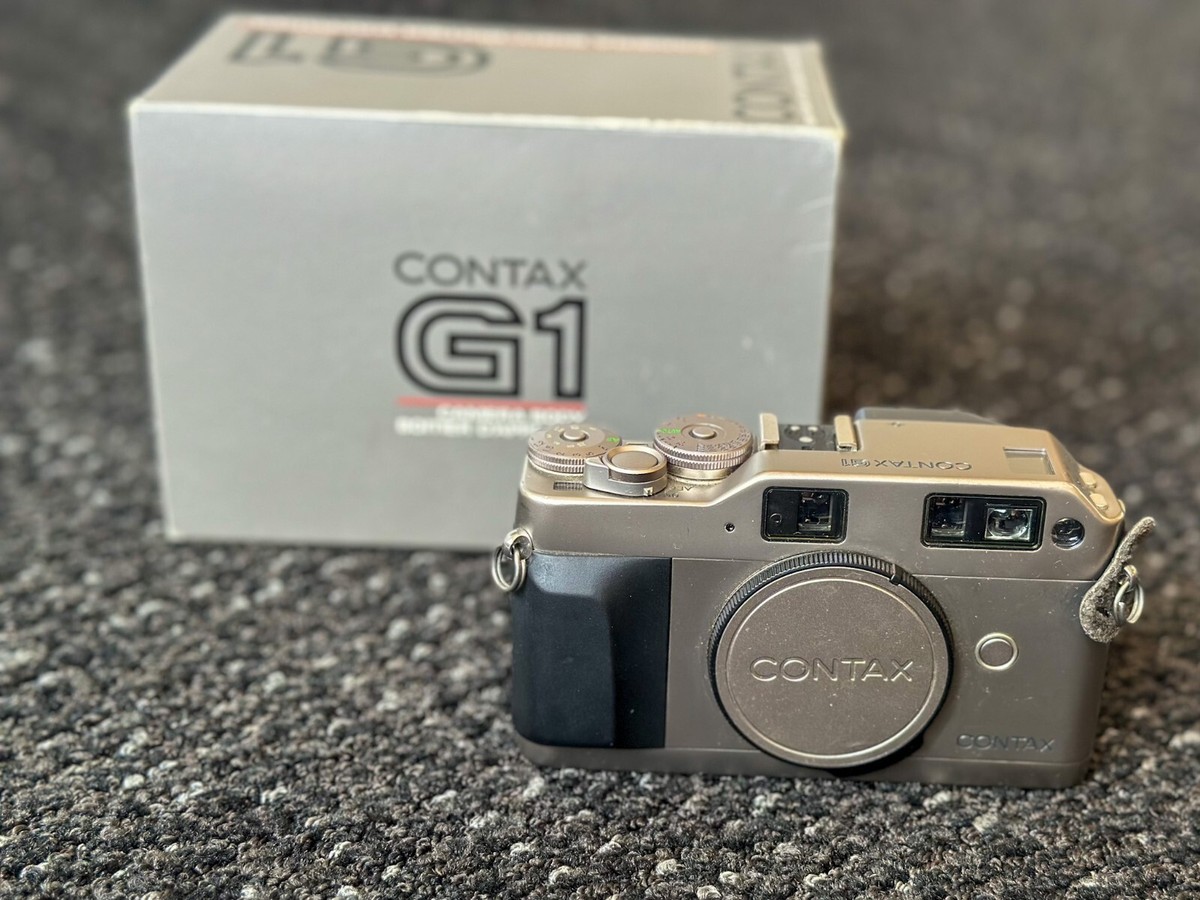 Contax G1 35mm Rangefinder Camera + 45mm f/2 Planar + 90mm f/2.8