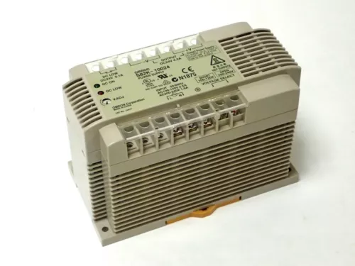 OMRON S82K-10024 POWER SUPPLY 24VDC 4.2A 100-120VAC 2.5A/200-240VAC 1.5A, TESTED