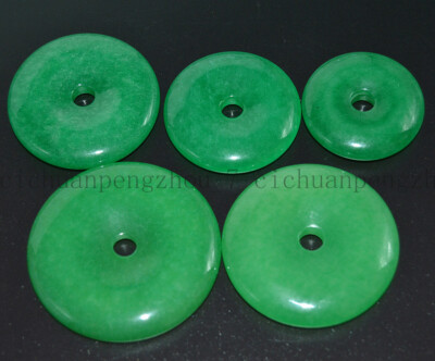 Vintage Natural imperial Green Jade Gemstone Circle Donut Pendant Lucky Amulet