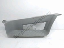 MARCHE PIED D MERCEDES SPRINTER 2 A90668601107J69 / NE 10097