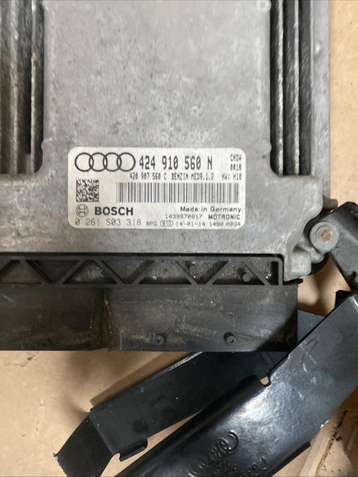 Audi R8 2014-2015 REAR+RIGHT Engine control unit