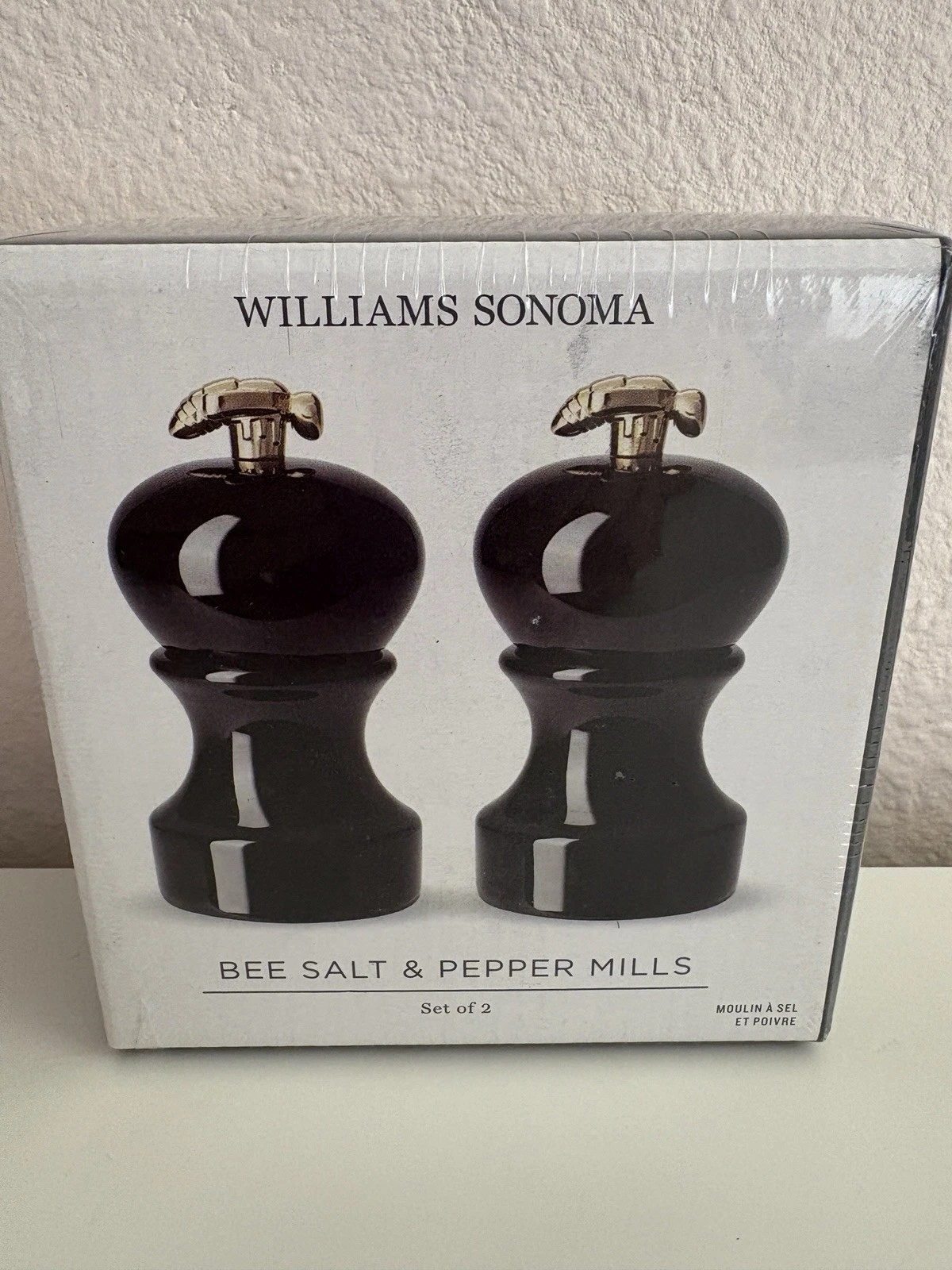 Williams Sonoma Bee Salt & Pepper Set