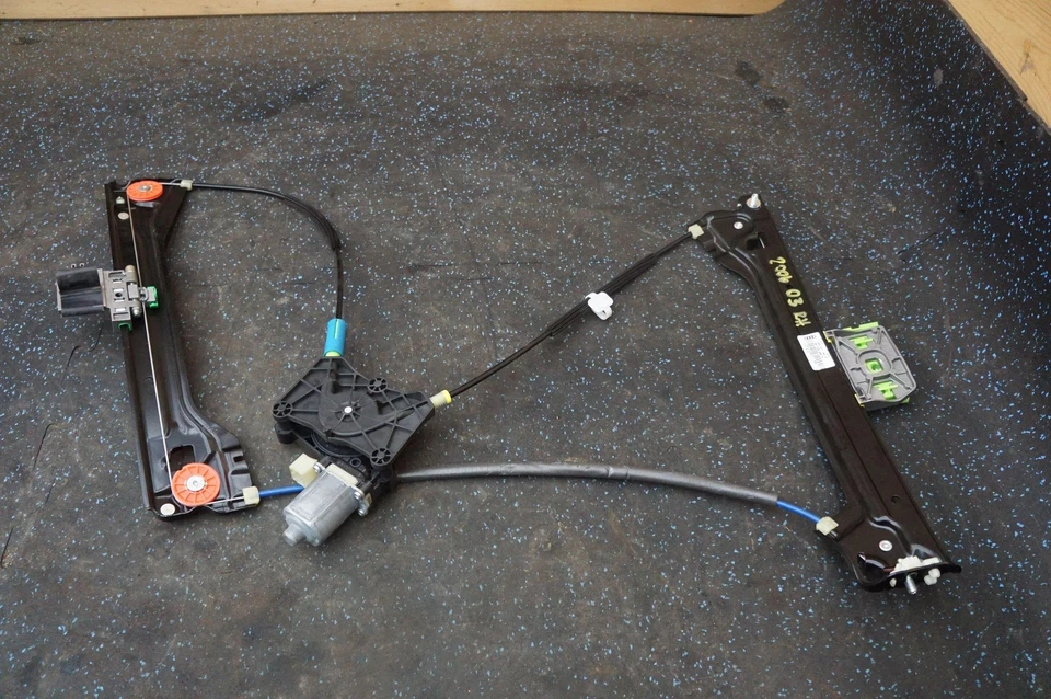 Conjunto motor regulador ventana derecha 4S8837462B OEM Audi R8 2017+ Foto 3 de 4