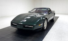 1990 Dark Polo Green Metallic Chevrolet Corvette   | C4 Corvette Photo 1