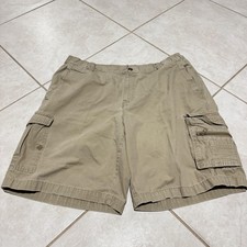 Columbia XCO Shorts Mens Large Khaki Cargo 10 Inseam Elastic Waist Zip Pocket