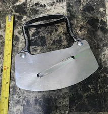 VINTAGE JAPAN IRON w/STAINLESS STEEL BLADE MEZZALUNA/ GRILLE FOOD COPPING TOOL