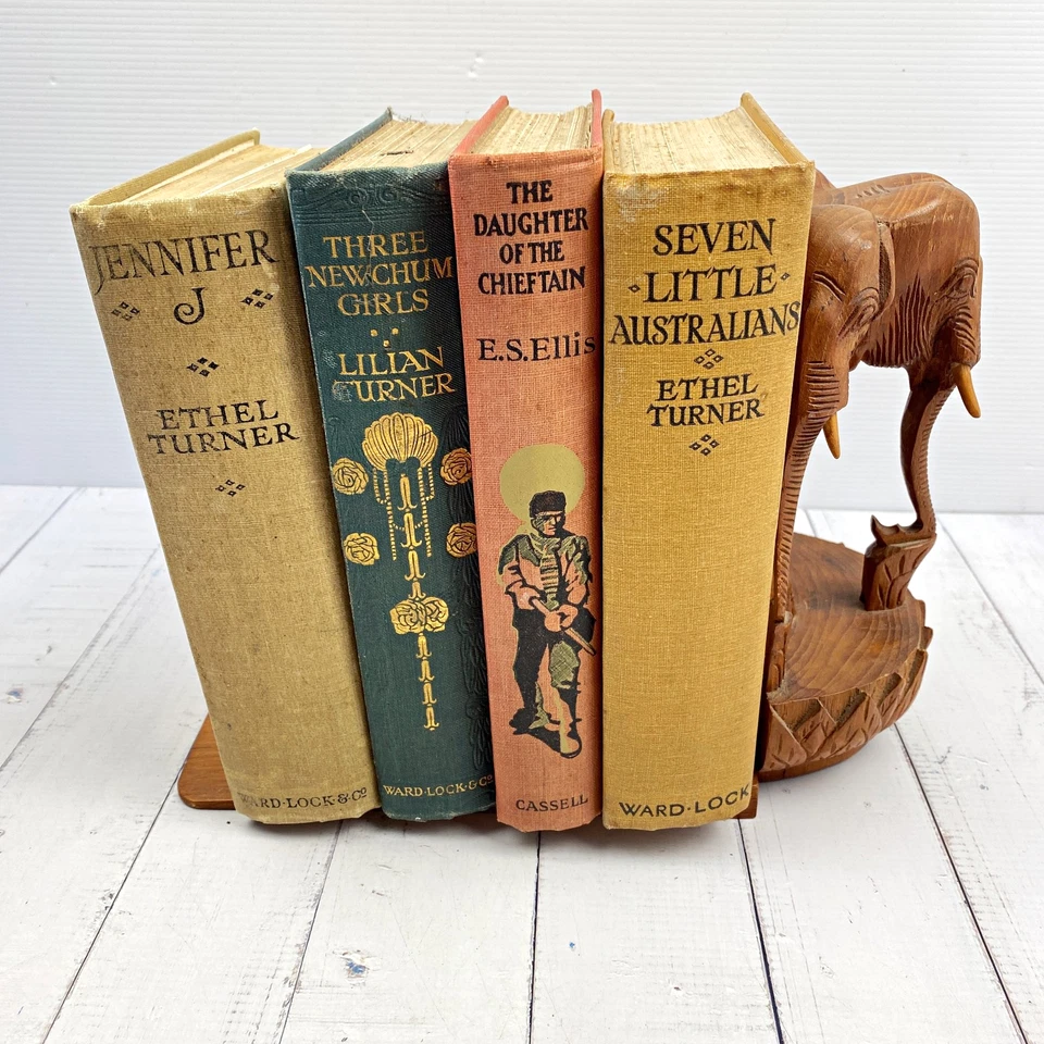 Vintage Hand-Carved Wooden Elephant Bookend Hinged Folding Base 24cm Book End - Image 2 of 4