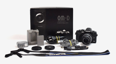 OLYMPUS OM-D E-M10 MARK III S DIGITAL CAMERA