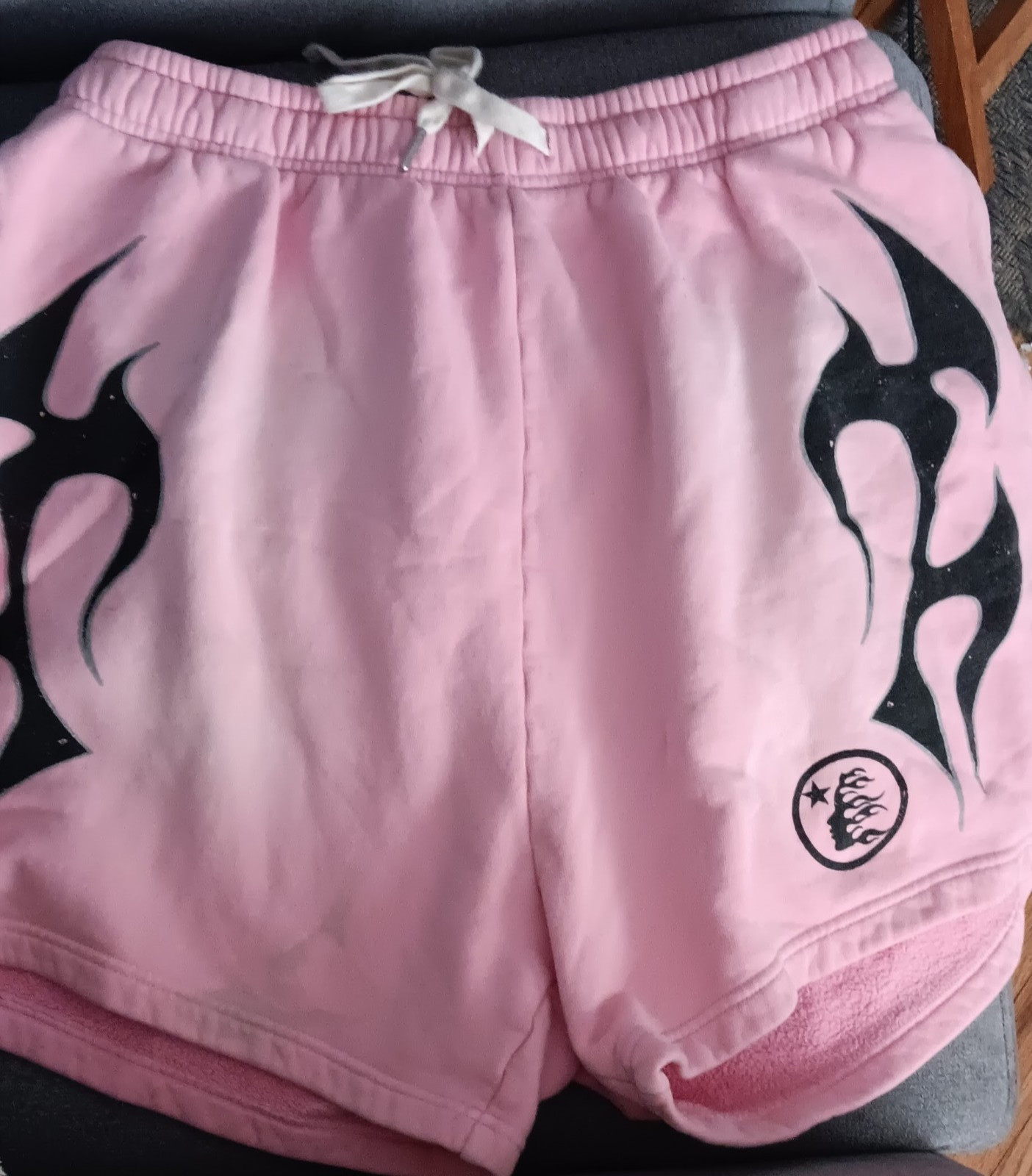 hellstar shorts - image 3