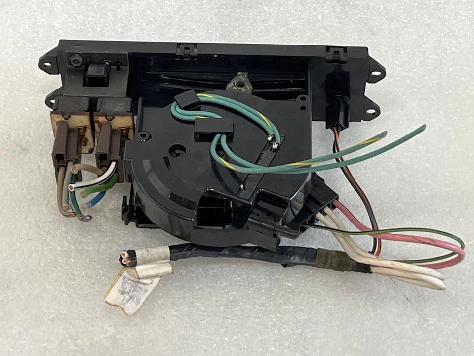 1988 JEEP GRAND WAGONEER ПЕРЕКЛЮЧАТЕЛЬ КЛИМАТ-КОНТРОЛЯ ТЕМПЕРАТУРЫ С ПЕРЕМЕННЫМ ТОКОМ - Изображение 2 из 4