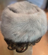 Vintage 50'-60's Unique SILVER MINK FUR Vented Turbanesque Pill box HAT I Magnin