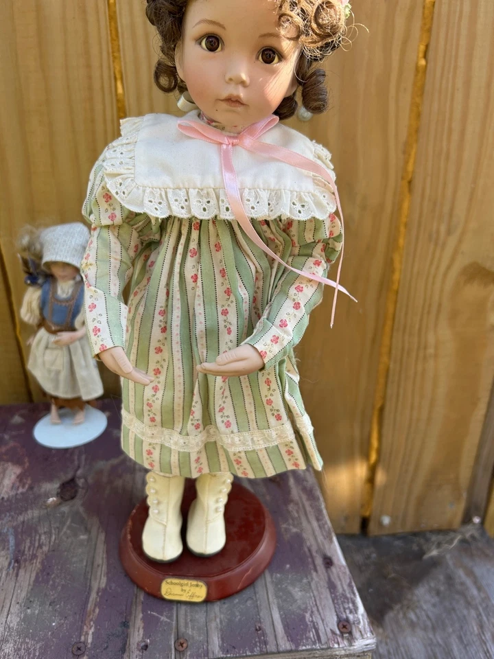 Muñeca de porcelana Dianne Heffner Ashton Drake Foto 2 de 2